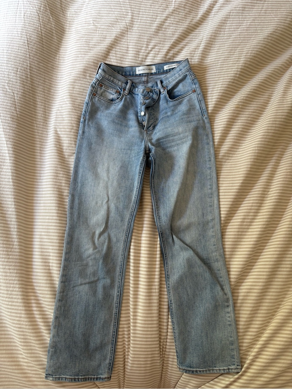 Denim Forum - Arlo High Rise Straight-Leg Jeans - Size 26